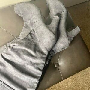 Grey, velvety, 8.5, JustFab